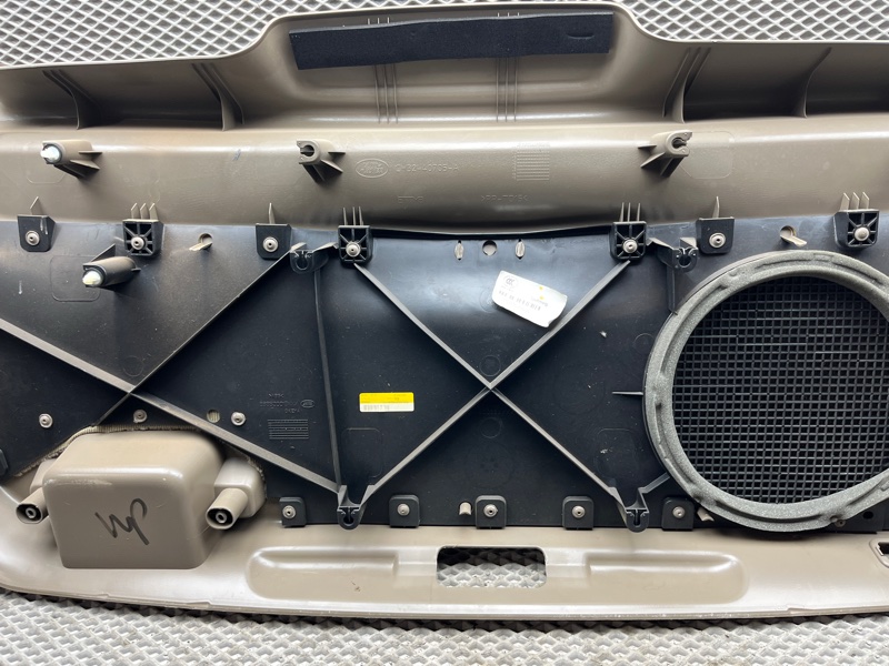 Обшивка двери багажника Land Rover Range Rover Sport (L320, 2012г.)