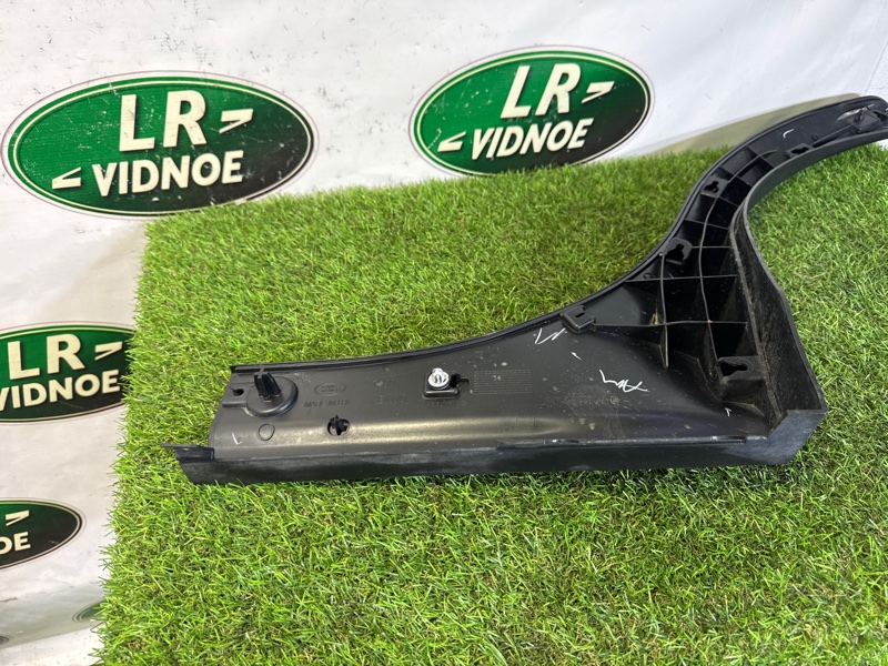 Накладка колесной арки Land Rover Range Rover Sport (L461, 2023г.)