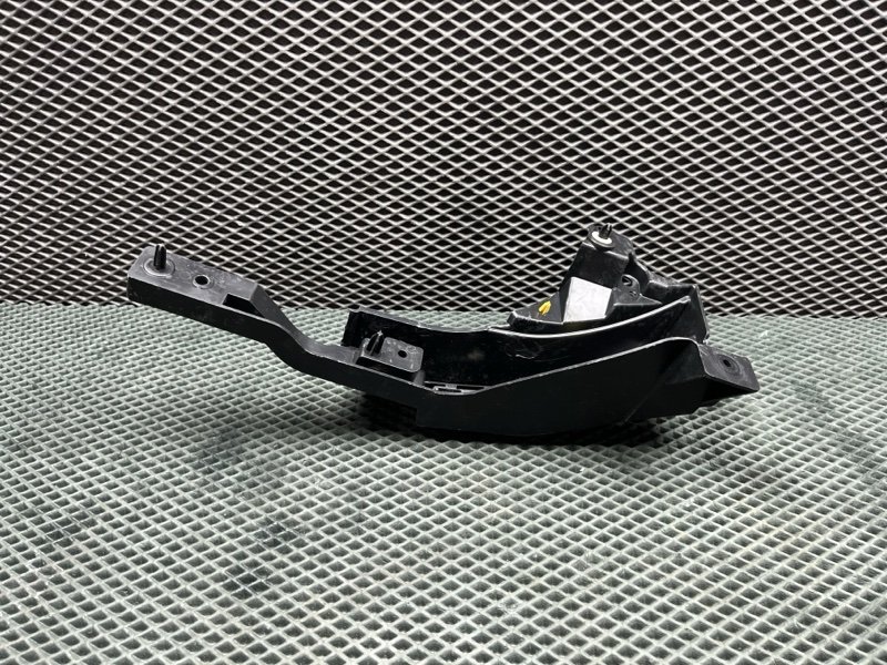 Крепление бампера Land Rover Range Rover Sport (L461, 2025г.)