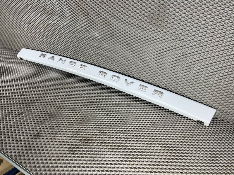 Накладка крышки багажника Land Rover Range Rover Sport (L320, 2011г.)