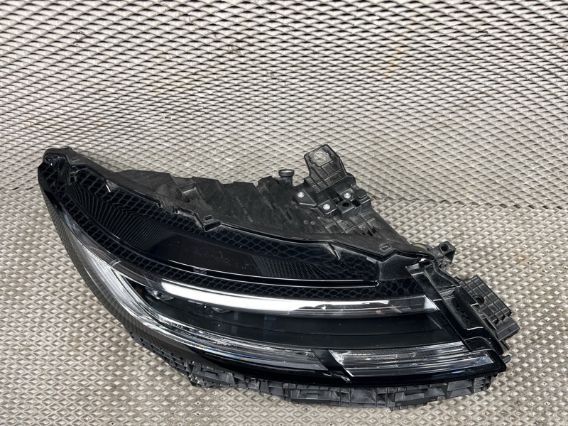 Фара светодиодная Land Rover Range Rover Sport (L461, 2024г.)