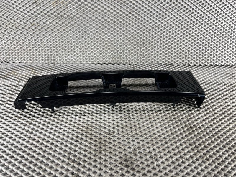 Накладка на фару Land Rover Defender (L663, 2020г.)