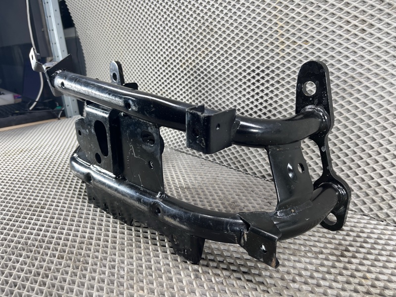 Кронштейн АКПП Land Rover Defender (L663, 2020г.)
