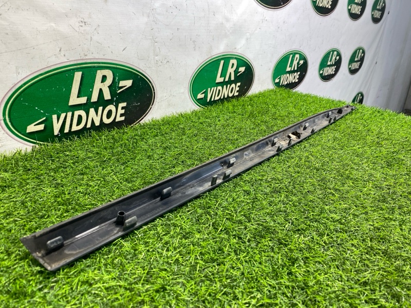 Накладка двери Range Rover Long (L405, 2018г.)
