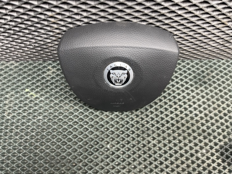 Подушка безопасности в руль Jaguar XF (X250, 2011г.)