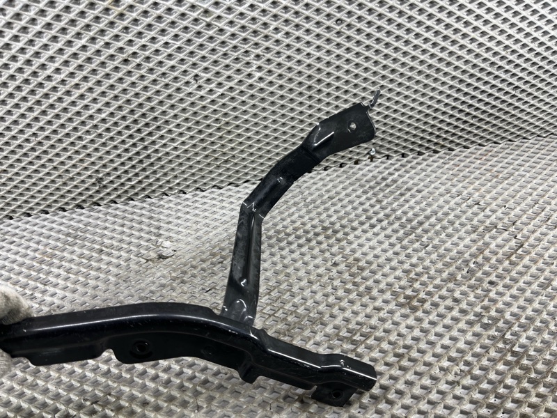 Кронштейн (крепление) Land Rover Range Rover Sport (L461, 2024г.)