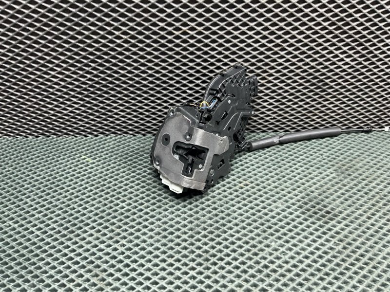 Замок двери Land Rover Range Rover Sport (L494, 2021г.)