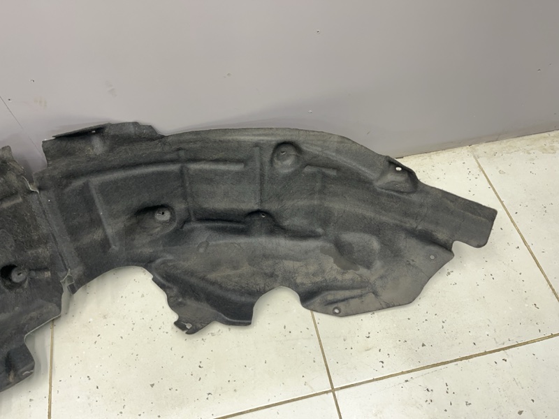 Подкрылок Land Rover Range Rover Sport (L461, 2025г.)