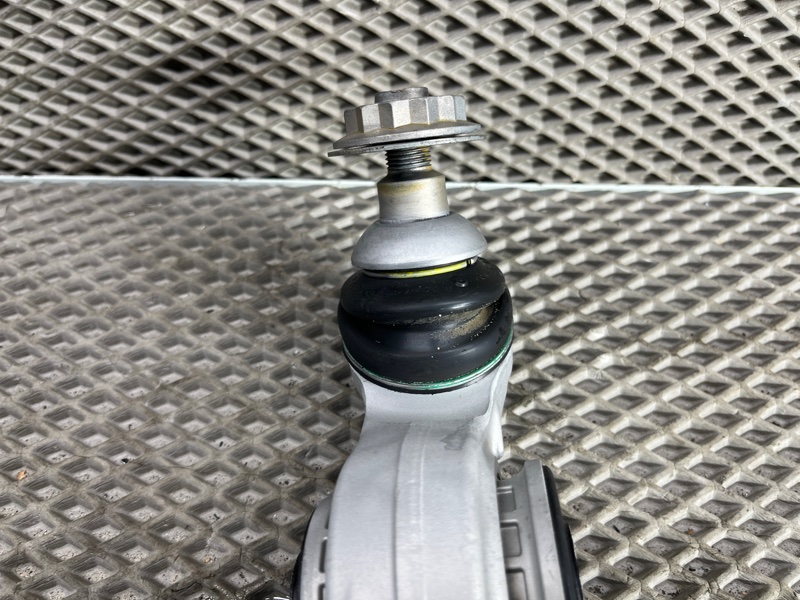Рычаг Land Rover Range Rover Sport (L461, 2024г.)