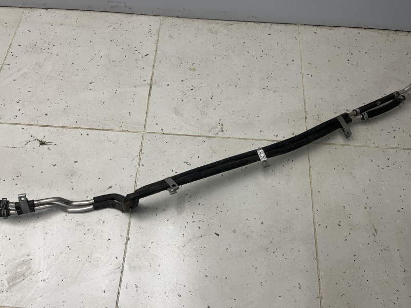 Патрубок отопителя (печки) Land Rover Range Rover (L405, 2016г.)