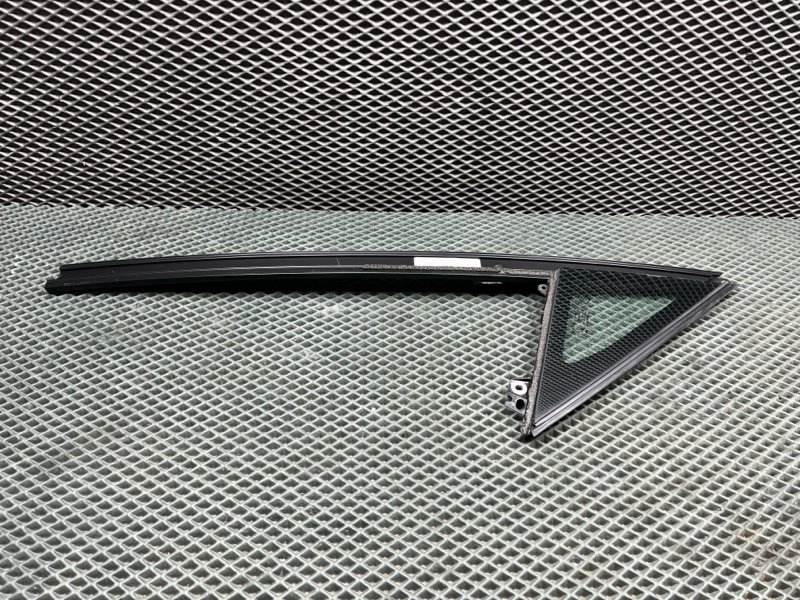 Стекло двери Land Rover Range Rover Sport (L461, 2025г.)
