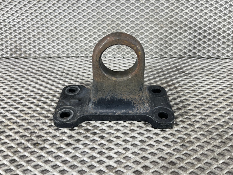 Петля буксировочная Land Rover Defender (L663, 2020г.)
