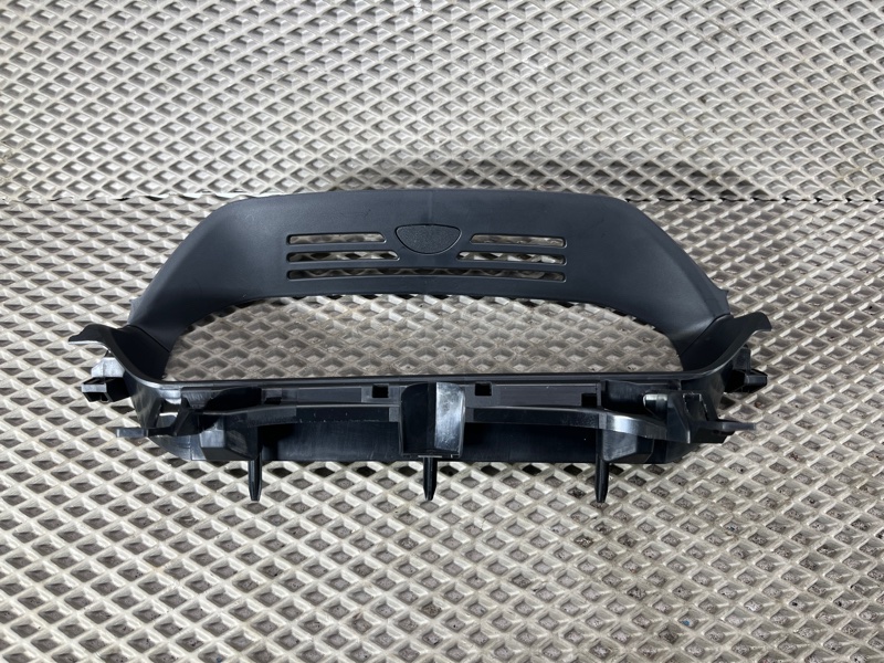 Рамка панели приборов Land Rover Range Rover Velar (L560, 2017г.)