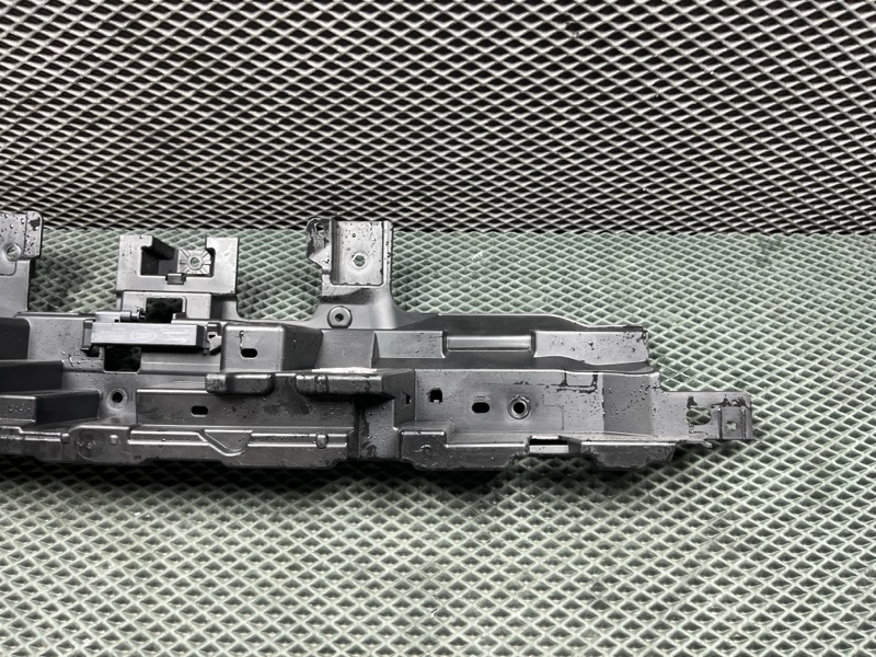 Крепление бампера Land Rover Range Rover Sport (L461, 2025г.)