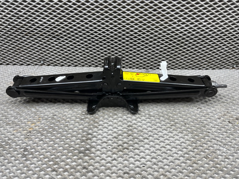 Домкрат Land Rover Range Rover Sport (L494, 2017г.)
