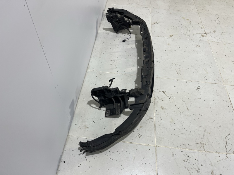 Крепление бампера Land Rover Range Rover Evoque (L551, 2020г.)