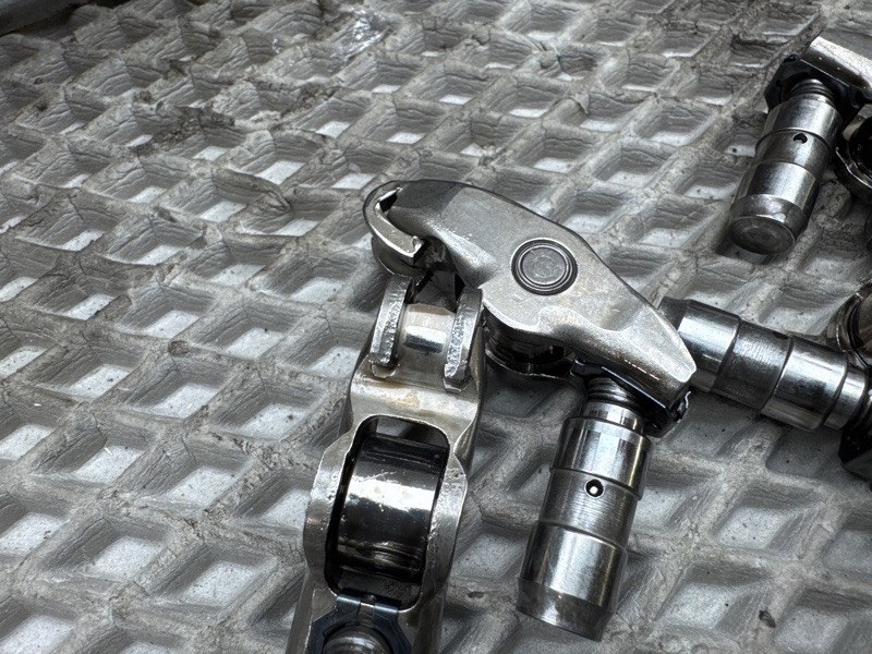 Головка блока цилиндров Land Rover Range Rover Sport (L320, 2012г.)