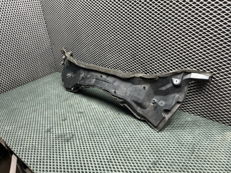 Пластик моторного отсека Land Rover Range Rover Sport (L461, 2025г.)