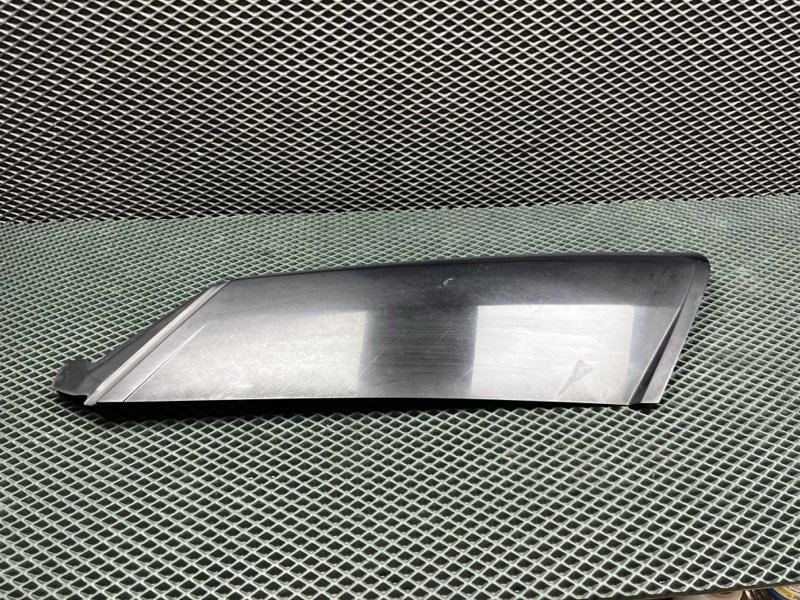 Накладка стойки D Land Rover Range Rover (L405, 2016г.)