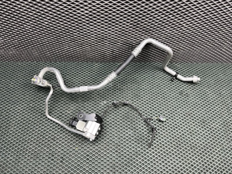 Трубка кондиционера Land Rover Range Rover Sport (L461, 2025г.)