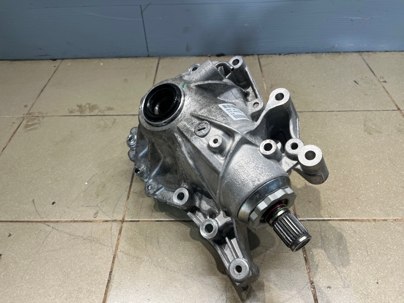 Редуктор Land Rover Range Rover Sport (L461, 2024г.)