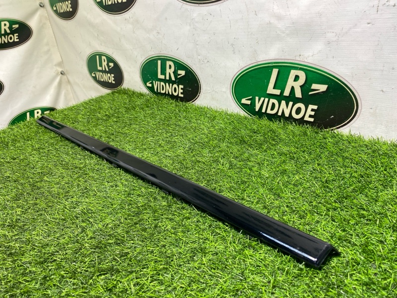 Накладка двери Range Rover Long (L405, 2018г.)