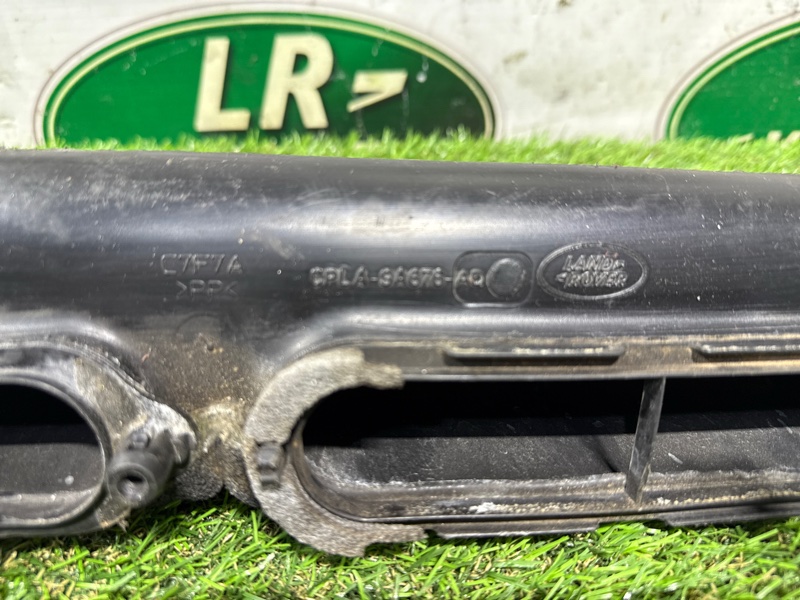 Патрубок воздушного фильтра Land Rover Range Rover (L405, 2020г.)