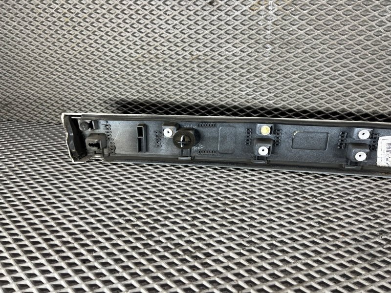 Накладка крышки багажника Land Rover Range Rover Sport (L320, 2011г.)
