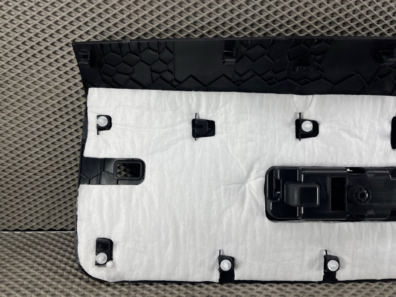 Обшивка двери багажника Land Rover Range Rover Sport (L461, 2024г.)