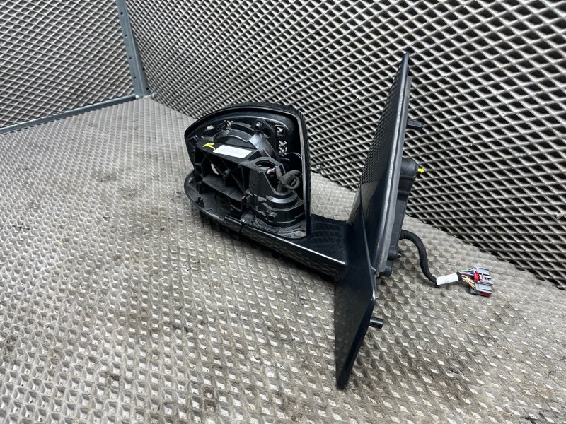 Корпус зеркала Land Rover Discovery Sport (L550, 2020г.)