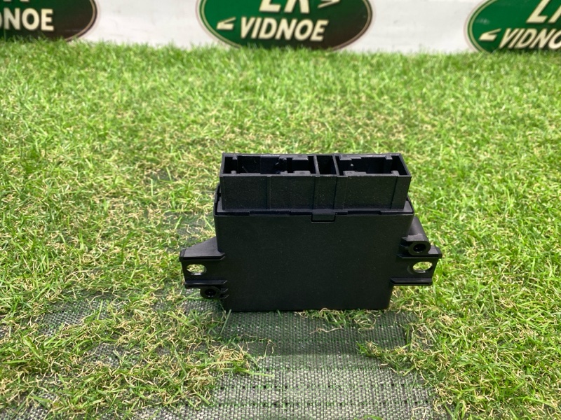 Блок управления парктрониками Land Rover Range Rover (L405, 2017г.)