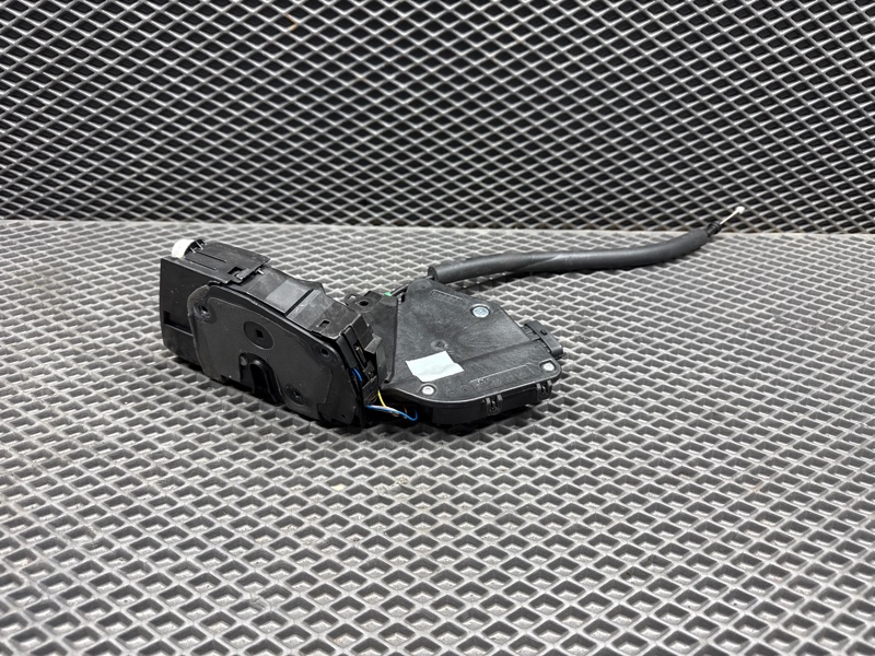 Замок двери Land Rover Range Rover Sport (L494, 2020г.)