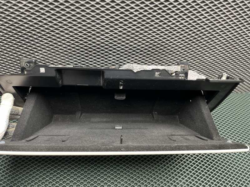 Бардачок Land Rover Range Rover (L405, 2016г.)