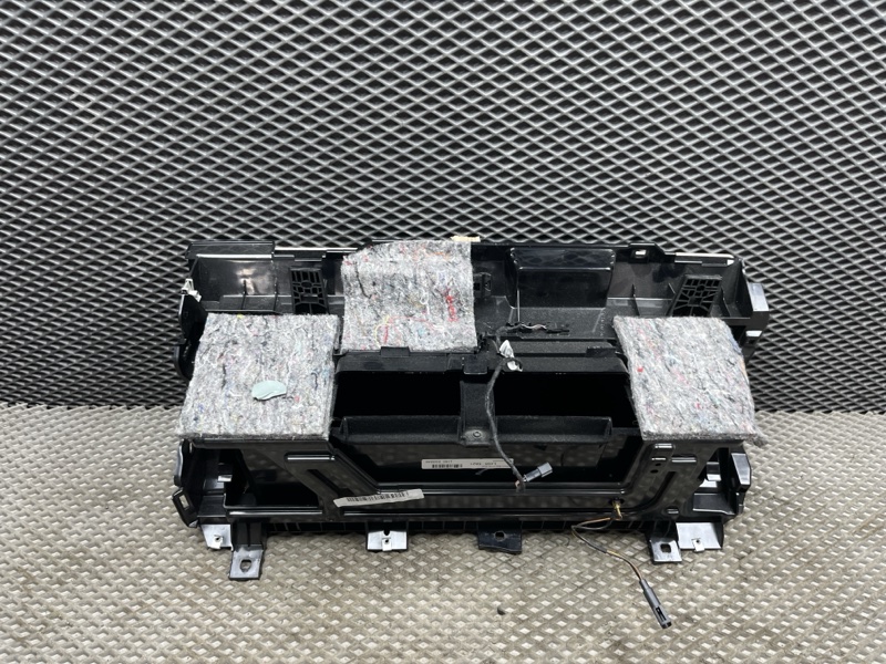 Бардачок Land Rover Range Rover (L405, 2019г.)