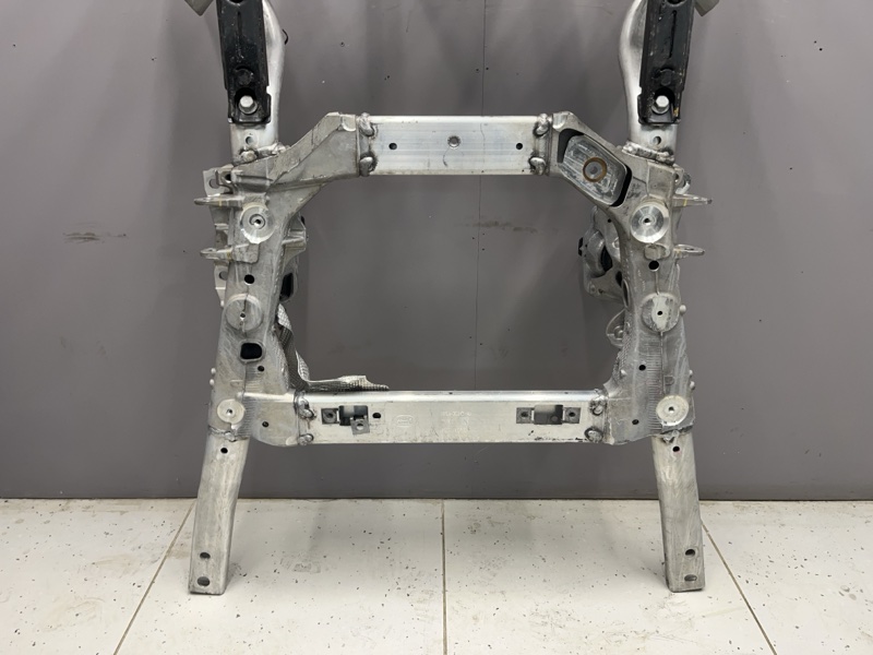 Подрамник Land Rover Range Rover Sport (L494, 2021г.)