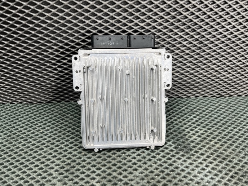 Блок управления двигателем Land Rover Range Rover Sport (L494, 2015г.)