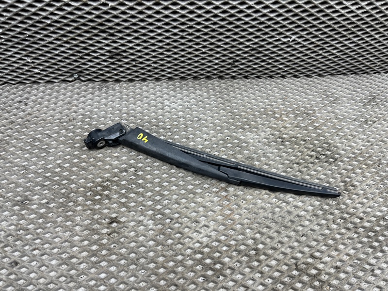 Поводок стеклоочистетеля Land Rover Discovery Sport (L550, 2017г.)