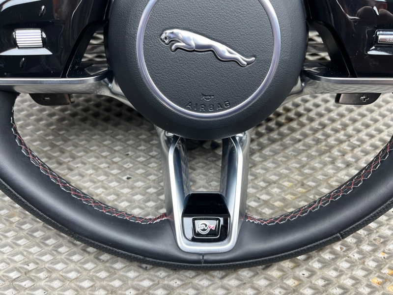Руль Jaguar F-Pace (X761, 2024г.)