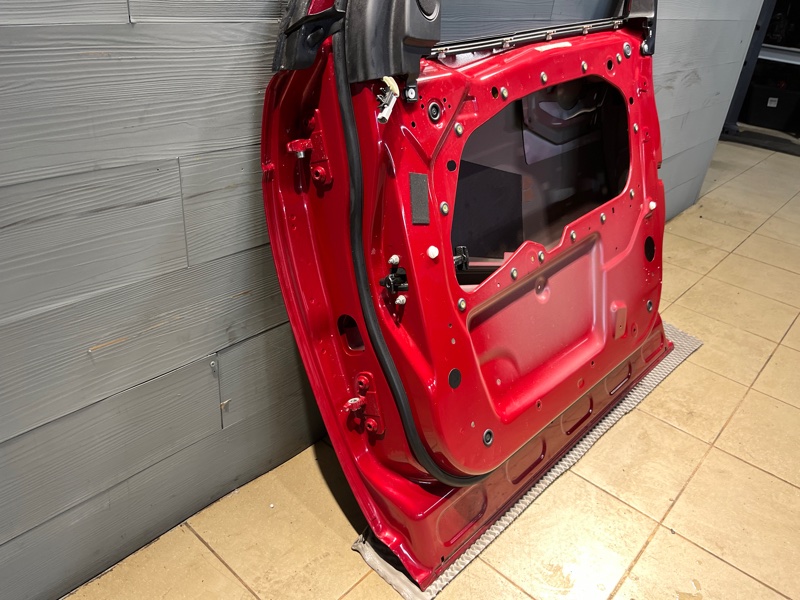 Дверь Land Rover Discovery Sport (L550, 2020г.)