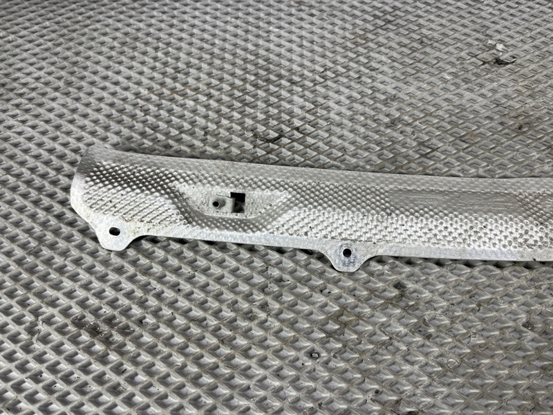 Тепловой экран Land Rover Range Rover Sport (L461, 2024г.)
