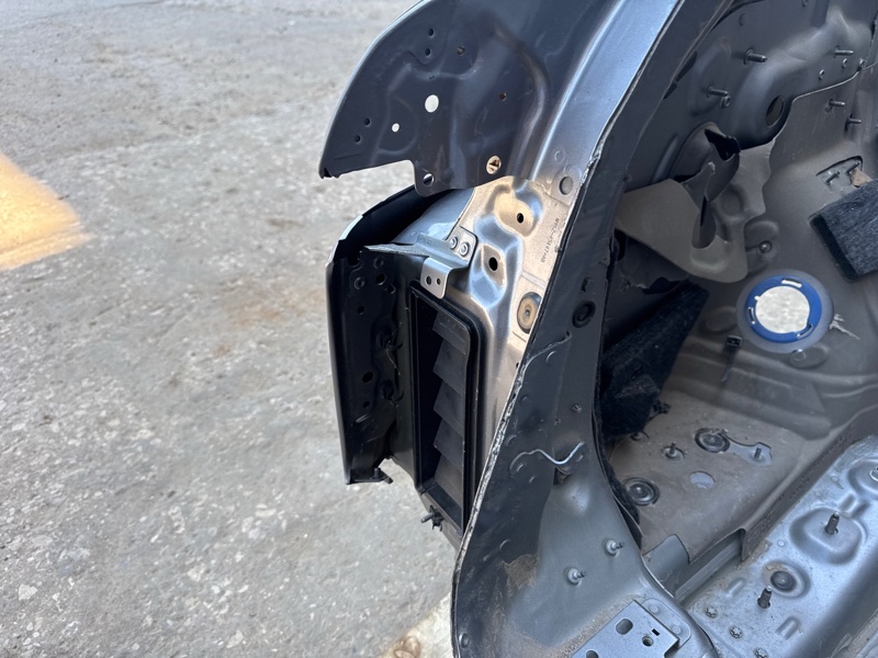 Четверть крыло Land Rover Range Rover Sport (L461, 2024г.)