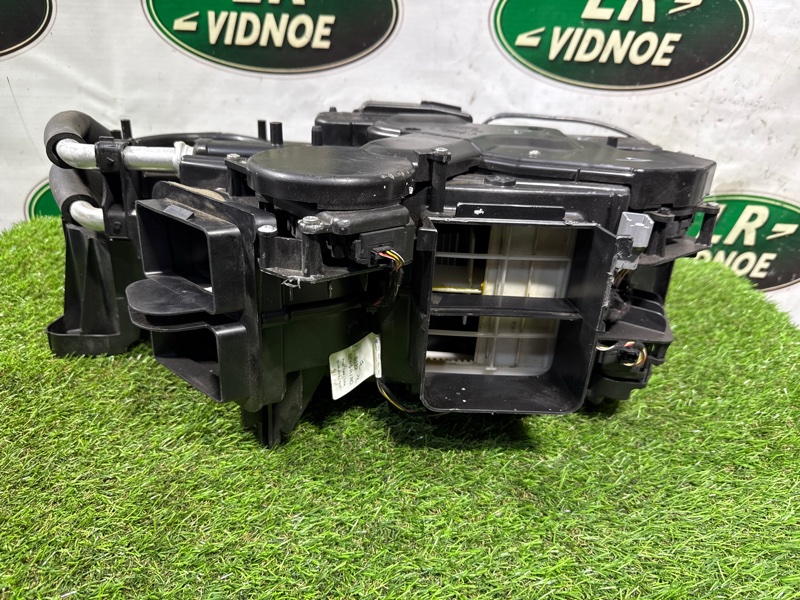 Отопитель в сборе (печка) Land Rover Range Rover (L405, 2020г.)