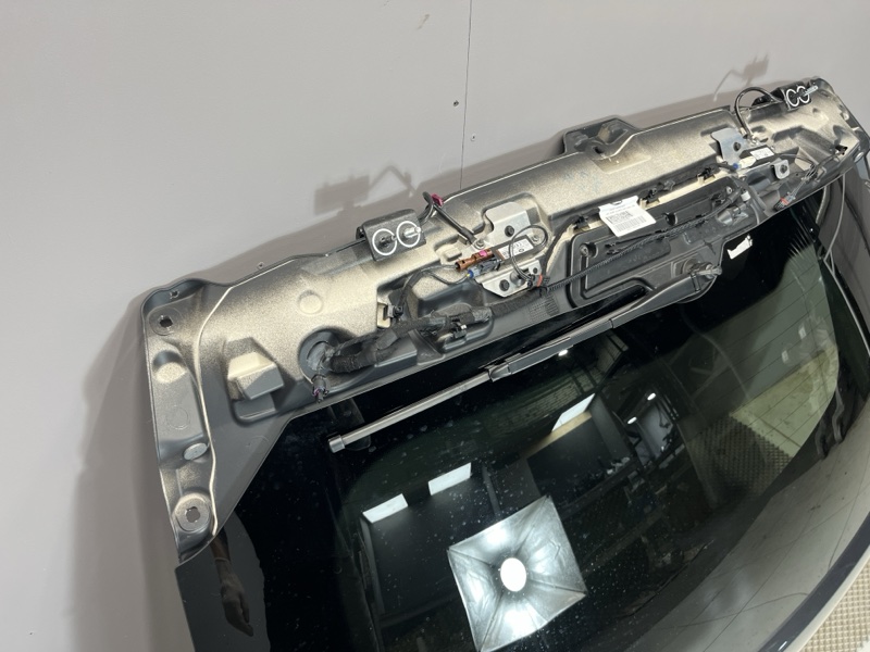 Крышка (дверь) багажника Land Rover Range Rover Sport (L461, 2025г.)