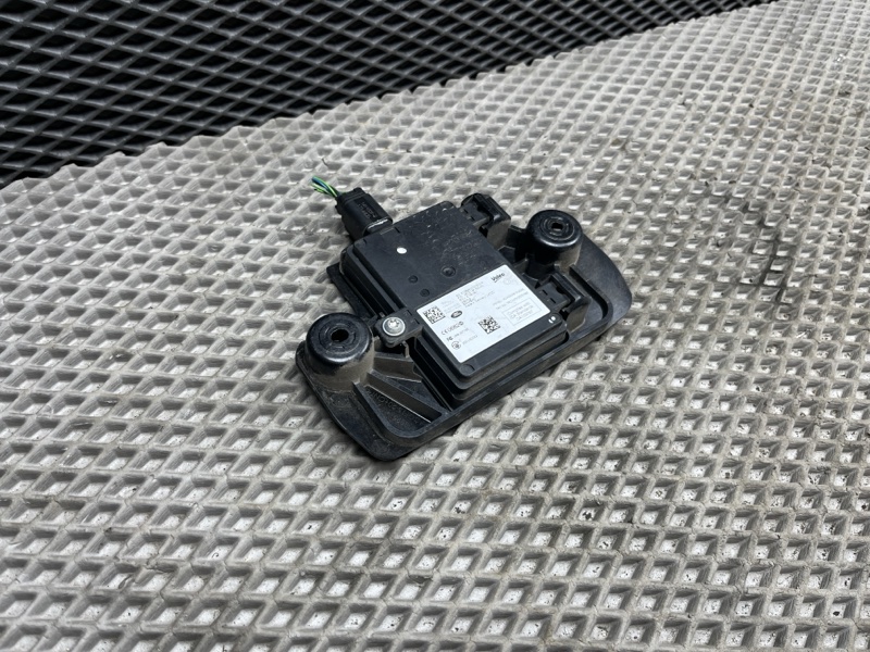 Датчик мертвых (слепых) зон Land Rover Discovery Sport (L550, 2018г.)