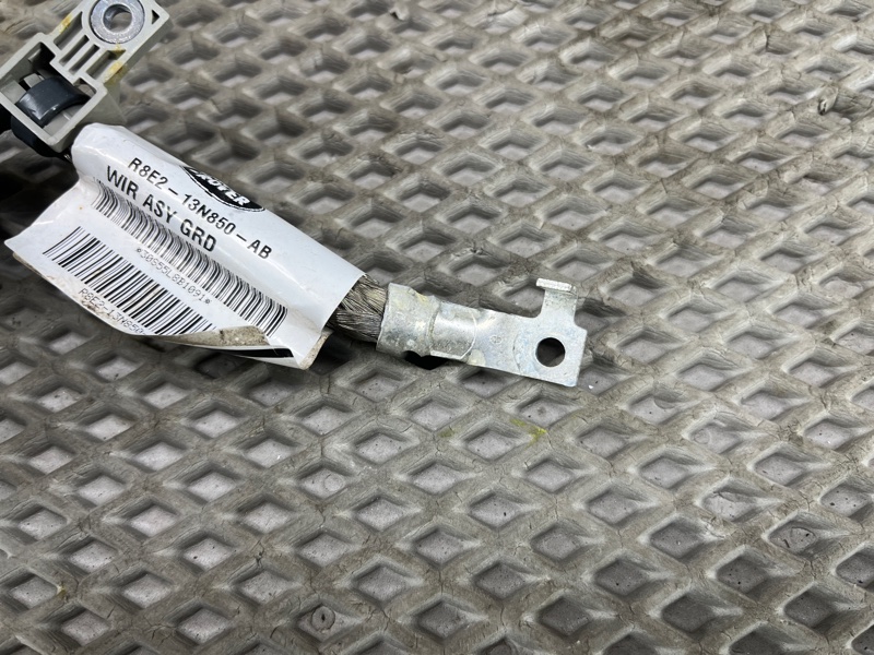Провод массы Land Rover Range Rover Sport (L461, 2024г.)