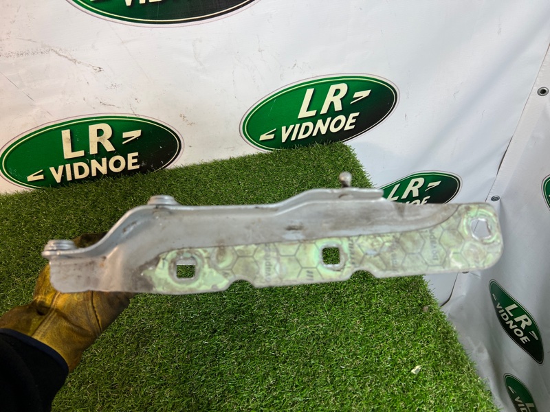 Петля капота Land Rover Range Rover Velar (L560, 2018г.)