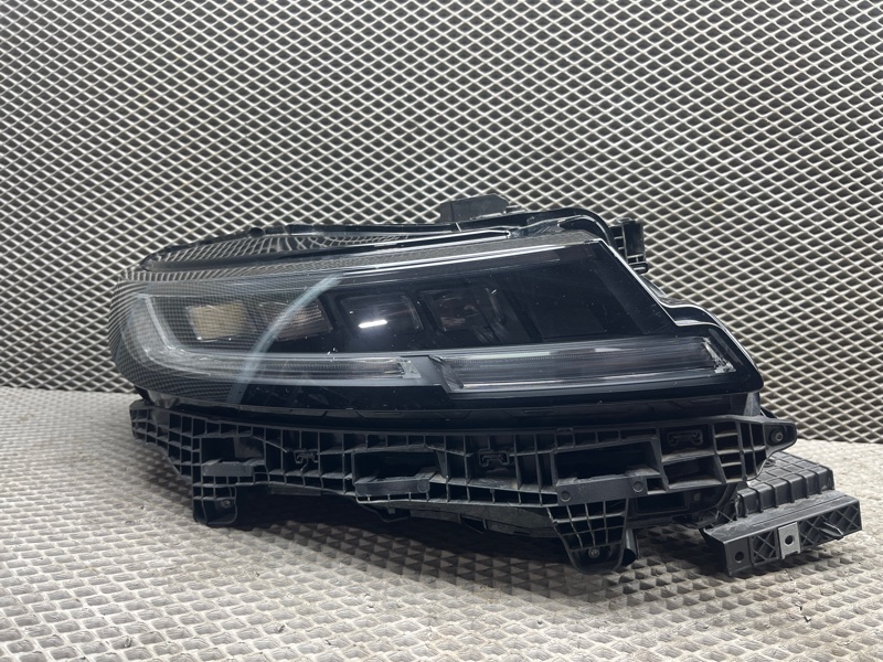 Фара светодиодная Land Rover Range Rover Sport (L461, 2023г.)