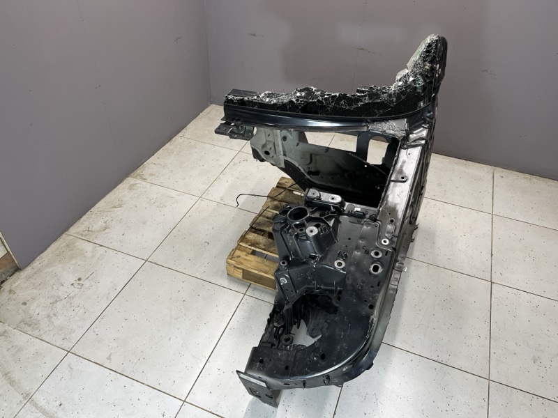 Четверть Land Rover Range Rover Sport (L461, 2025г.)