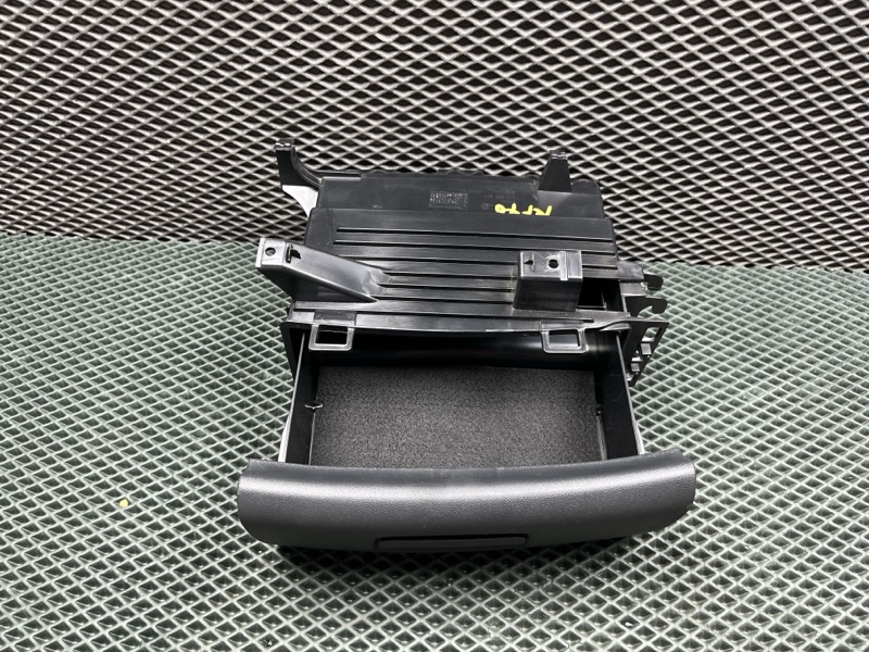 Вещевой отсек Volkswagen Tiguan (AllSpace, 2022г.)