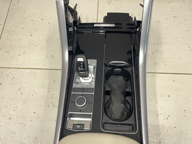 Консоль центральная Land Rover Range Rover Sport (L494, 2021г.)